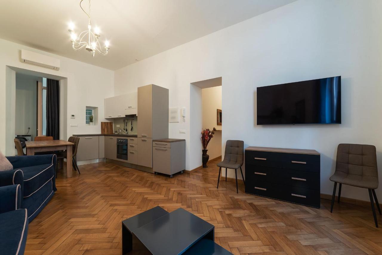 Cs Termini Nazionale Apartments Рим Экстерьер фото