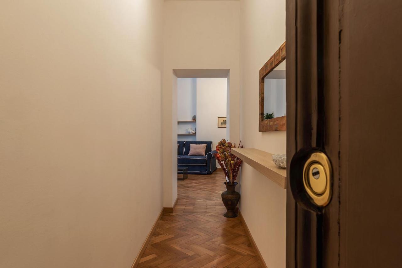 Cs Termini Nazionale Apartments Рим Экстерьер фото
